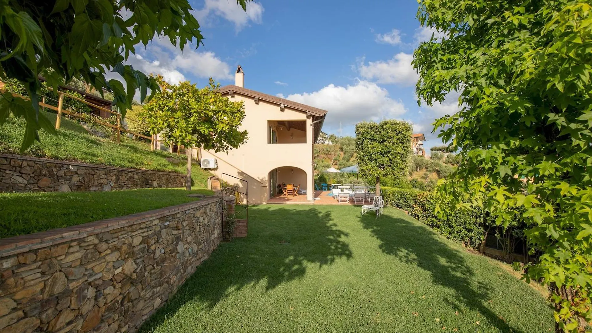 Villa Jasmine 8, Emma Villas Massarosa 0*,  Italy