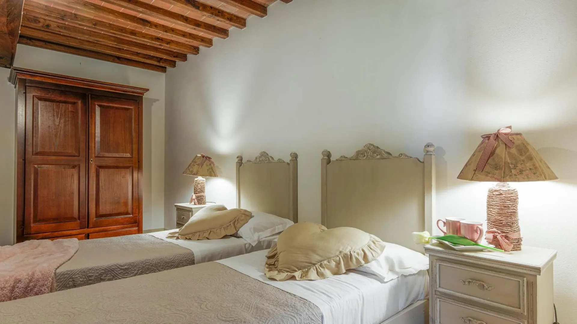 Villa Jasmine 8, Emma Villas Massarosa