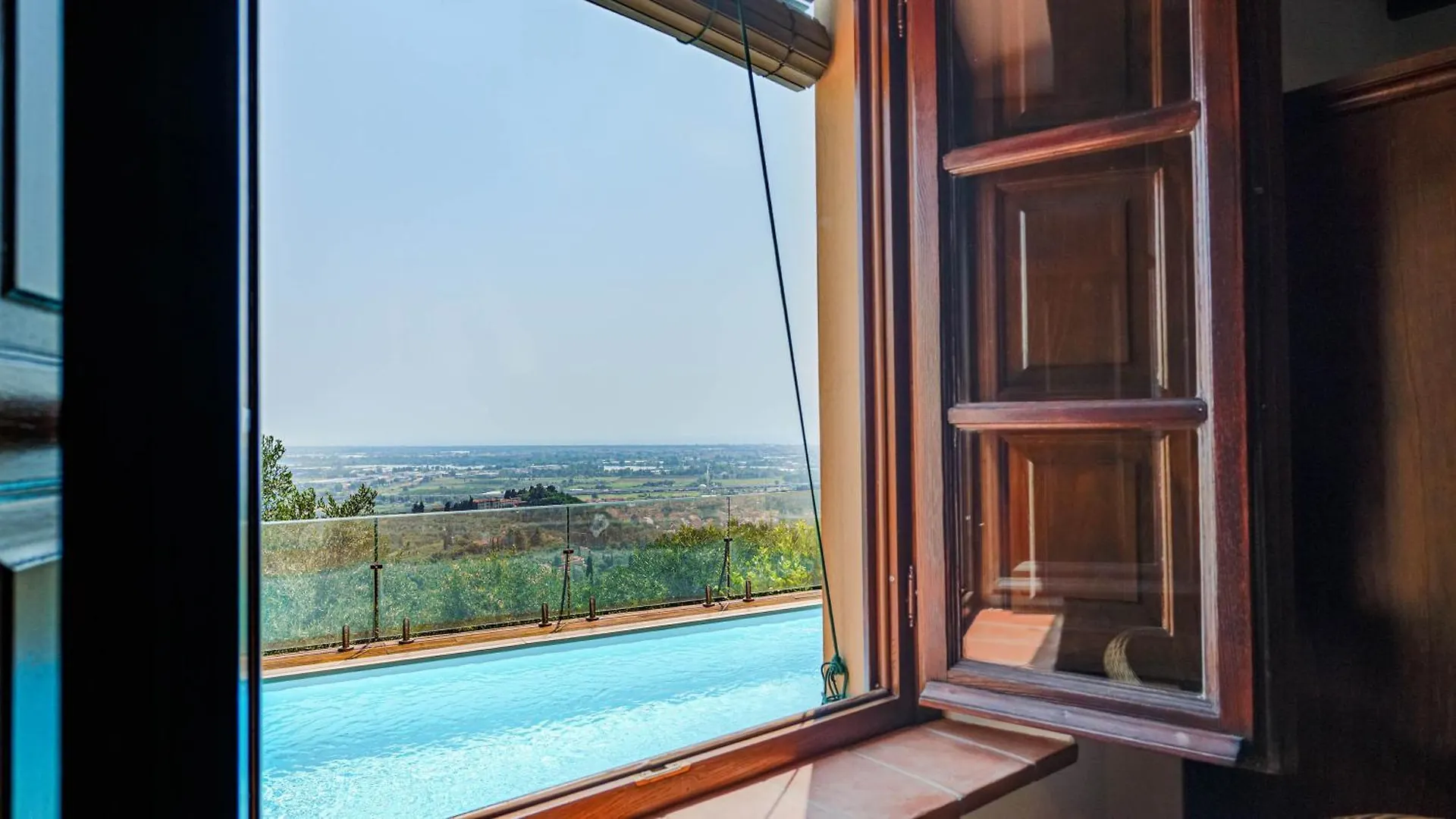 Villa Jasmine 8, Emma Villas Massarosa
